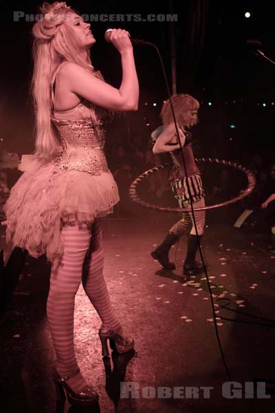 EMILIE AUTUMN - 2010-03-03 - PARIS - Cabaret Sauvage - 